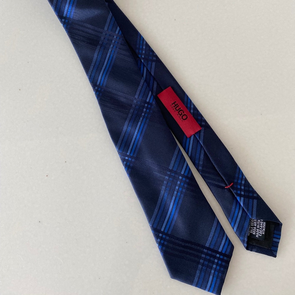 Hugo Boss Skinny Plaid Tie